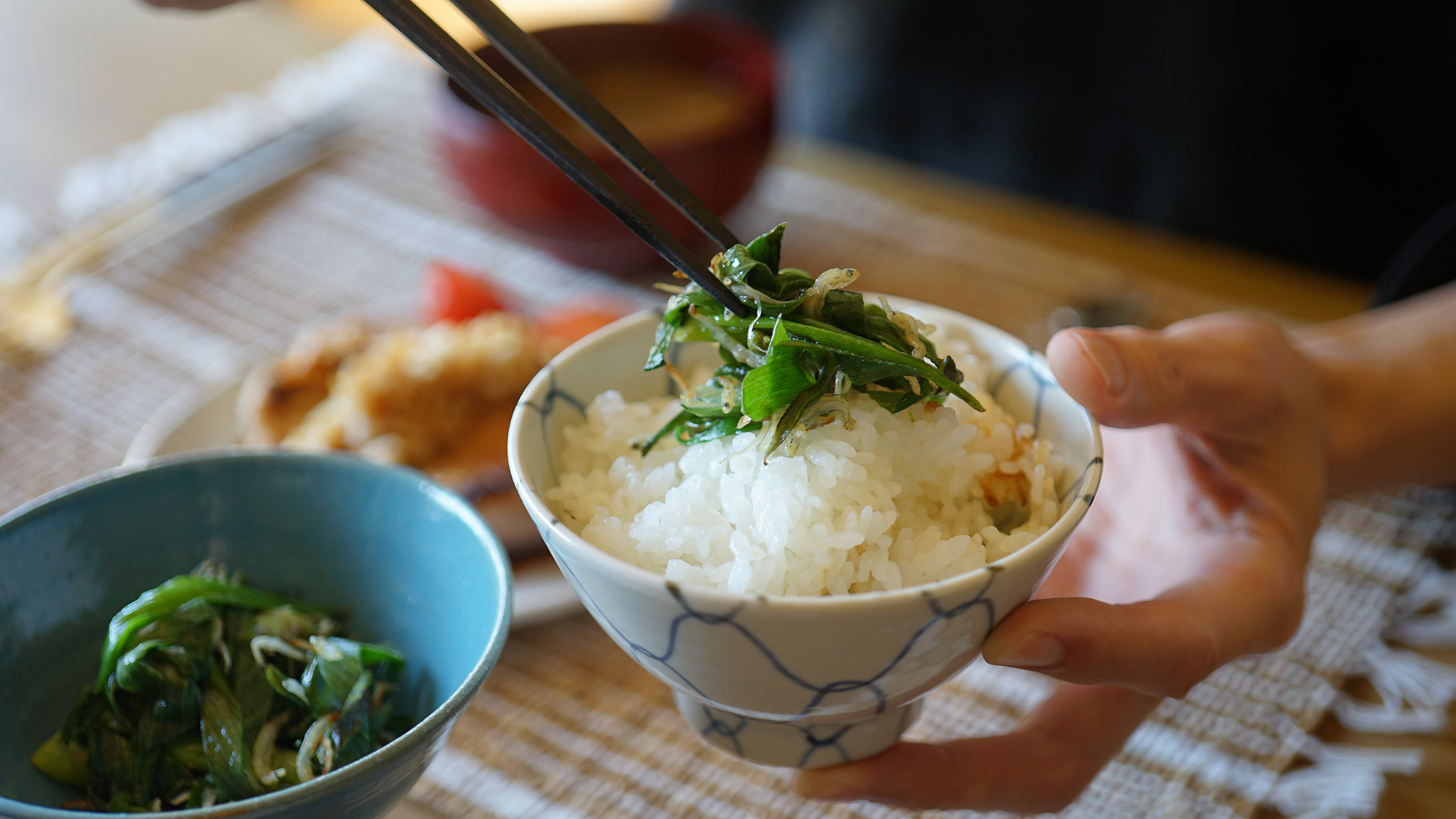 お弁当やおにぎりにも。新玉ねぎの葉で作る「ちりめん山椒風ソフトふりかけ」 メインビジュアル